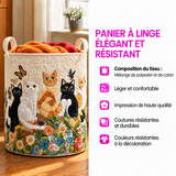 Manon™ | Panier rembourré avec des chats parmi des fleurs de jardin