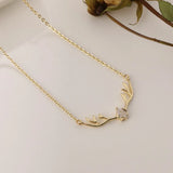 Collier en Bois de Cerf avec Charme Cœur Délicat