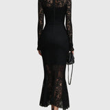Monica | Robe maxi élégante avec jupe évasée en dentelle