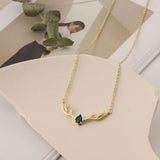 Collier en Bois de Cerf avec Charme Cœur Délicat