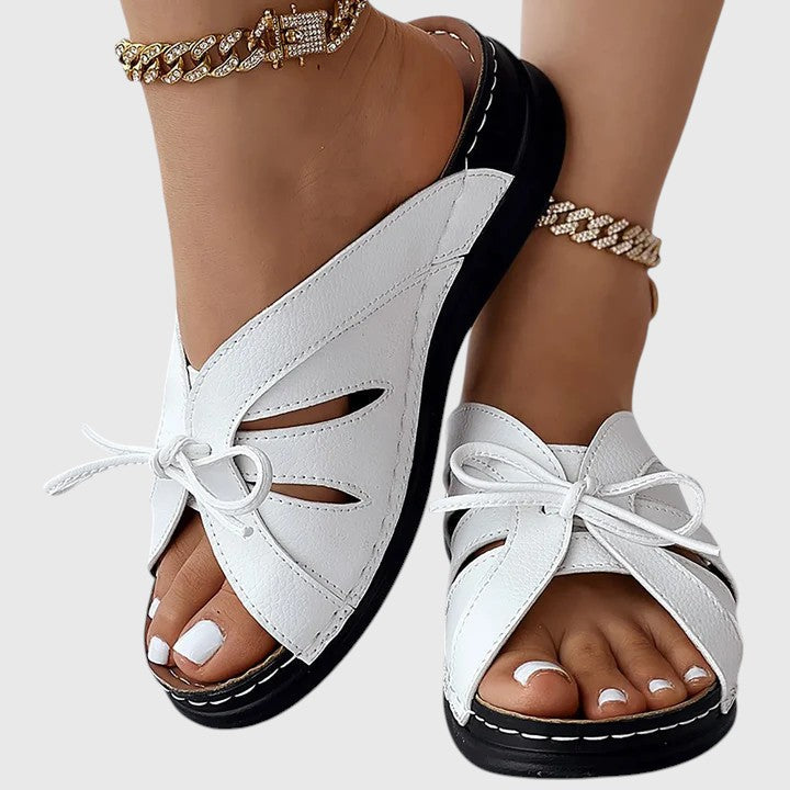 Darcy - Sandales Slip-On Chic avec Bandes