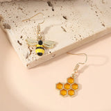 Boucles d'Oreilles Goutte en Rayons de Miel et Abeille – Bijoux en Ton Or pour Femmes