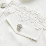 Susanne™ | Veste blanche avec volant ajouré